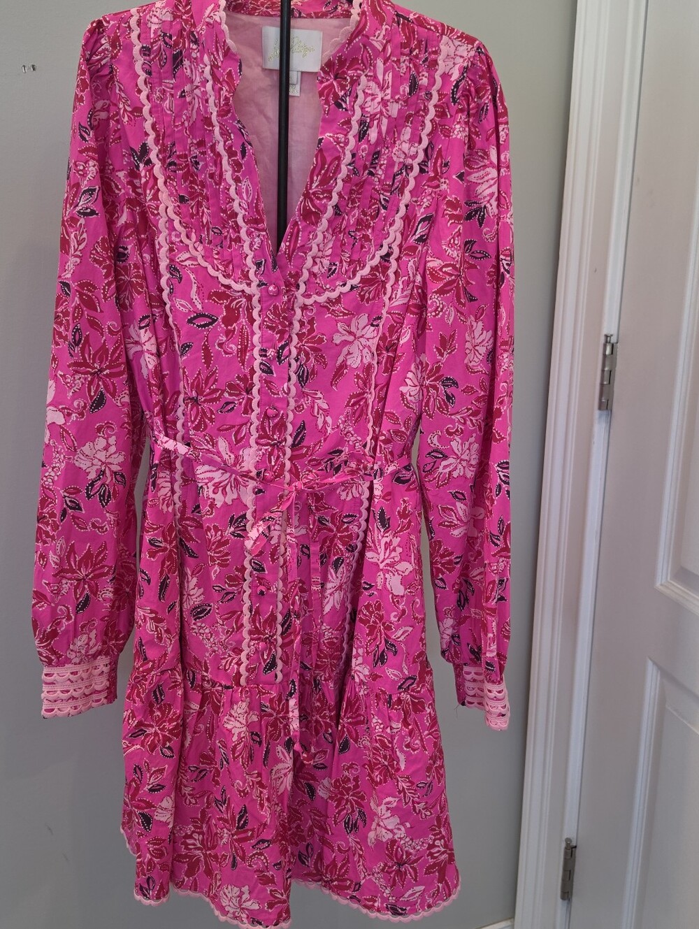 Lilly Pulitzer Arletta Dress - Passion Fruit Pink Giraffic Park Size 8